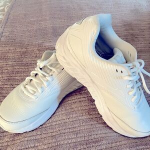 Brooks white sneaker